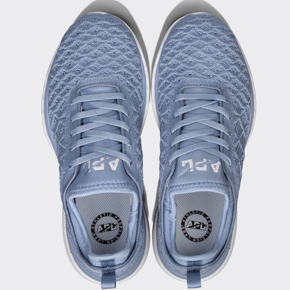 APL SHOES SIZE 7